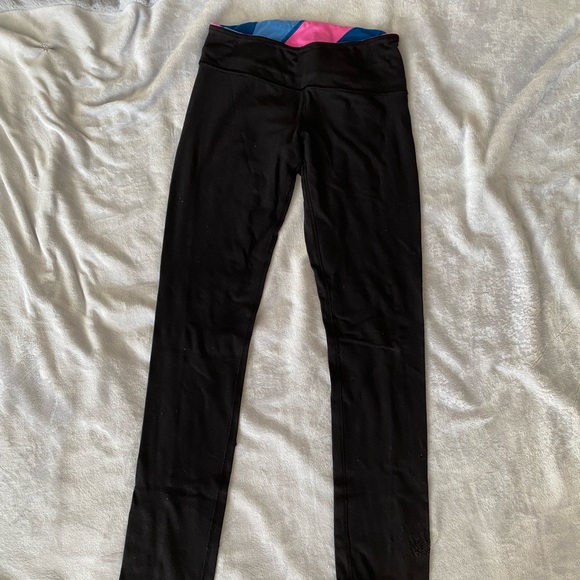 Reversible Ivivva leggings Size 10-12 - Picture 2 of 2